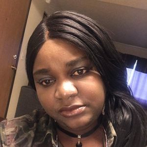 Meet your Posher, Dahlia